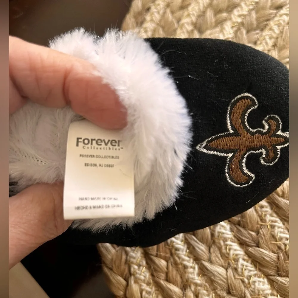 Forever Collectibles size some